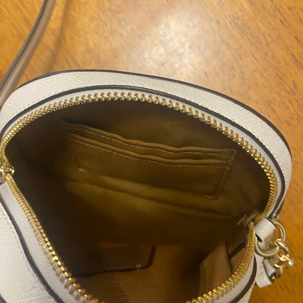 Small Cream Coach Purse - Picture 2 of 5